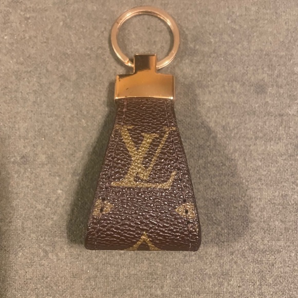 Upcycled Louis Vuitton Brown Monogram Keyring with Gold Hardware - Picture 6 of 8